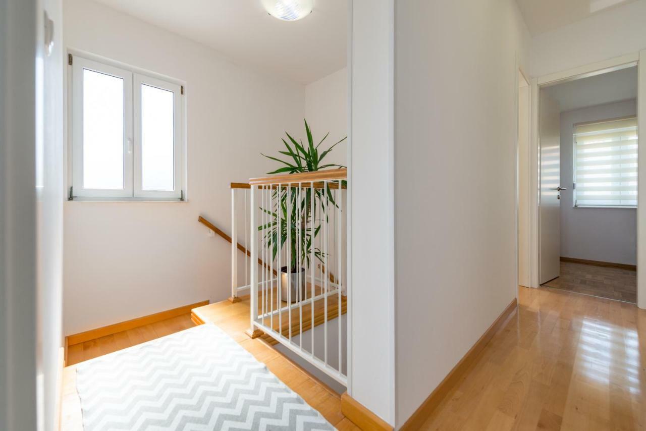 Apartment Sun & Sea スプリト エクステリア 写真